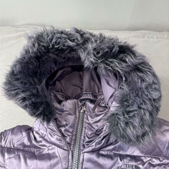 The North Face 550 Gotham 2.0 Down Puffer Jacket Girls Medium Purple Hoodie L - Picture 16 of 16